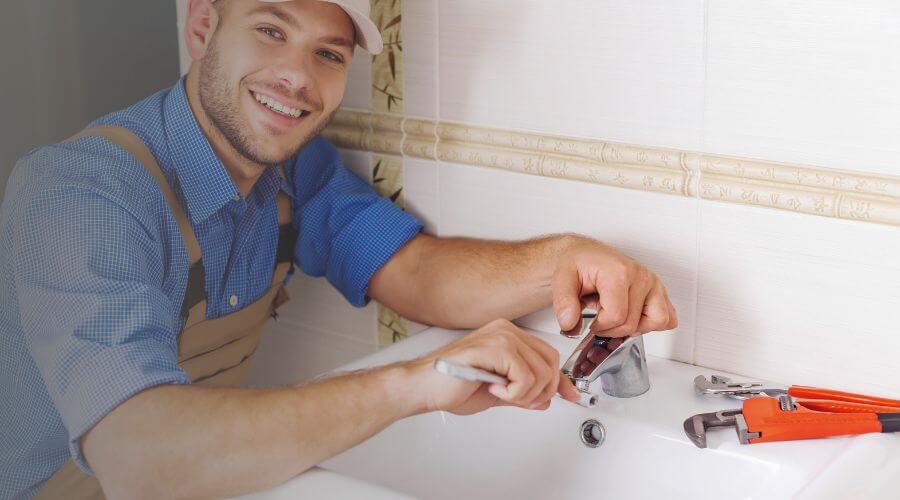 Faucet cartridge replacement in Weston, WY